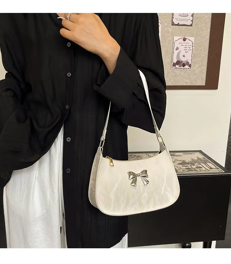 Pink Butterfly Bow Shoulder Bag for Women — feature 1