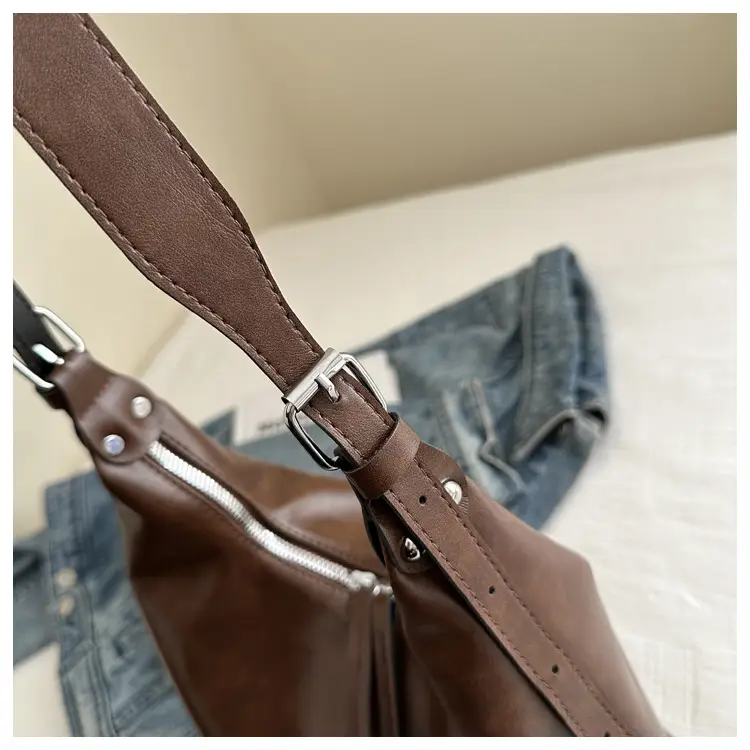 Retro Brown Underarm Bag for Women 2026 — feature 10