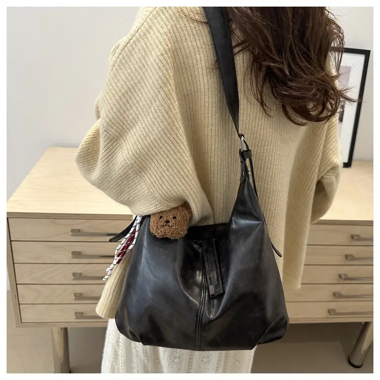 Retro Brown Underarm Bag for Women 2026 — feature 33