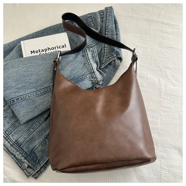 Retro Brown Underarm Bag for Women 2026 — feature 44