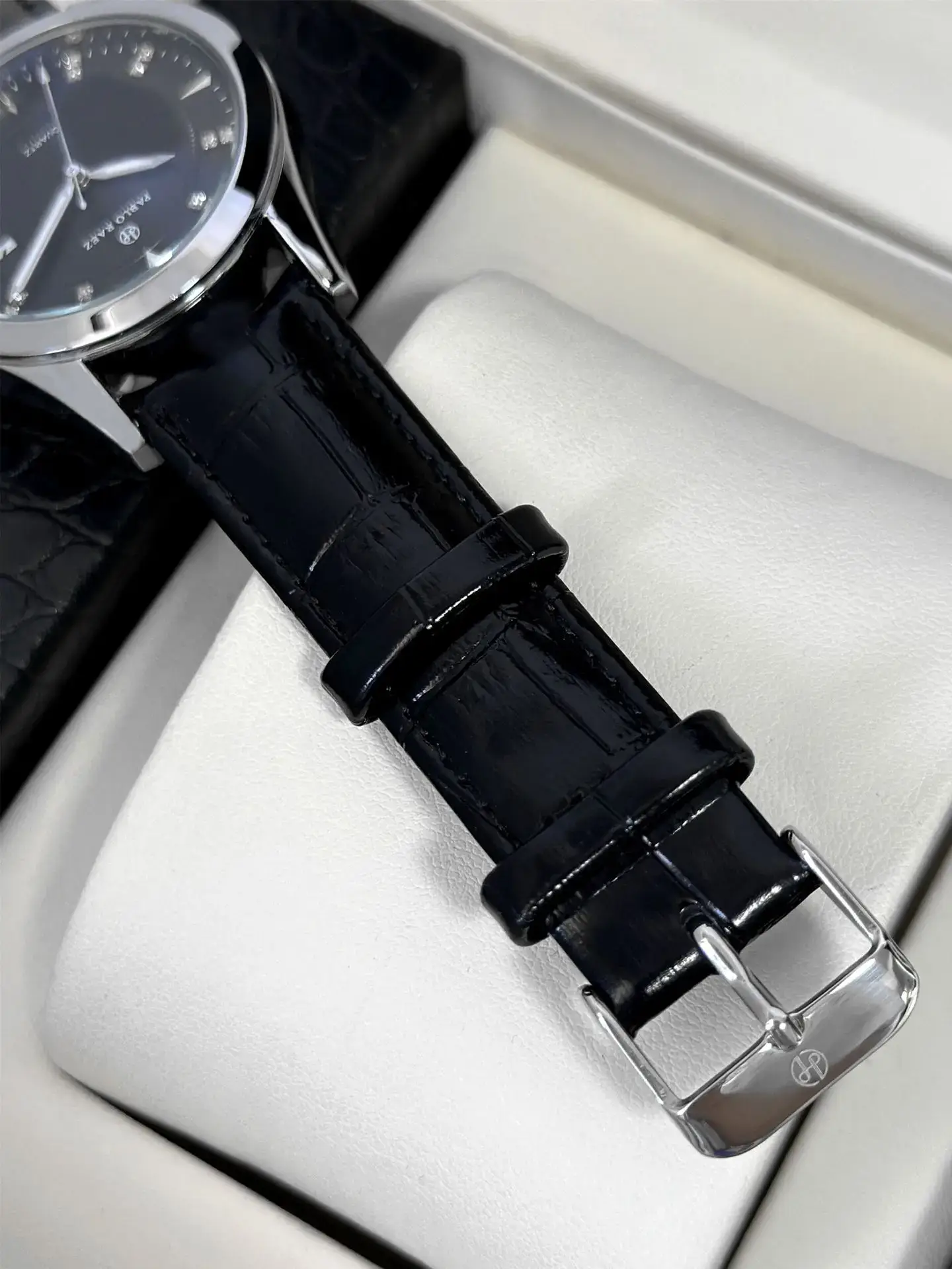 Men's Black Quartz Watch with Leather Strap — feature 15