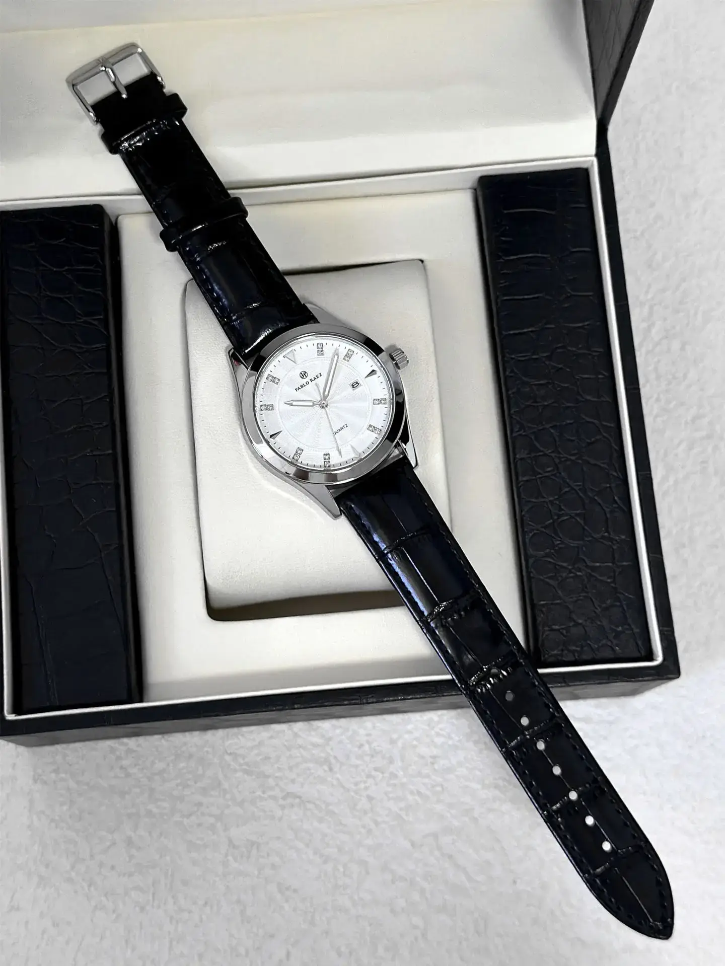 Men's Black Quartz Watch with Leather Strap — feature 17