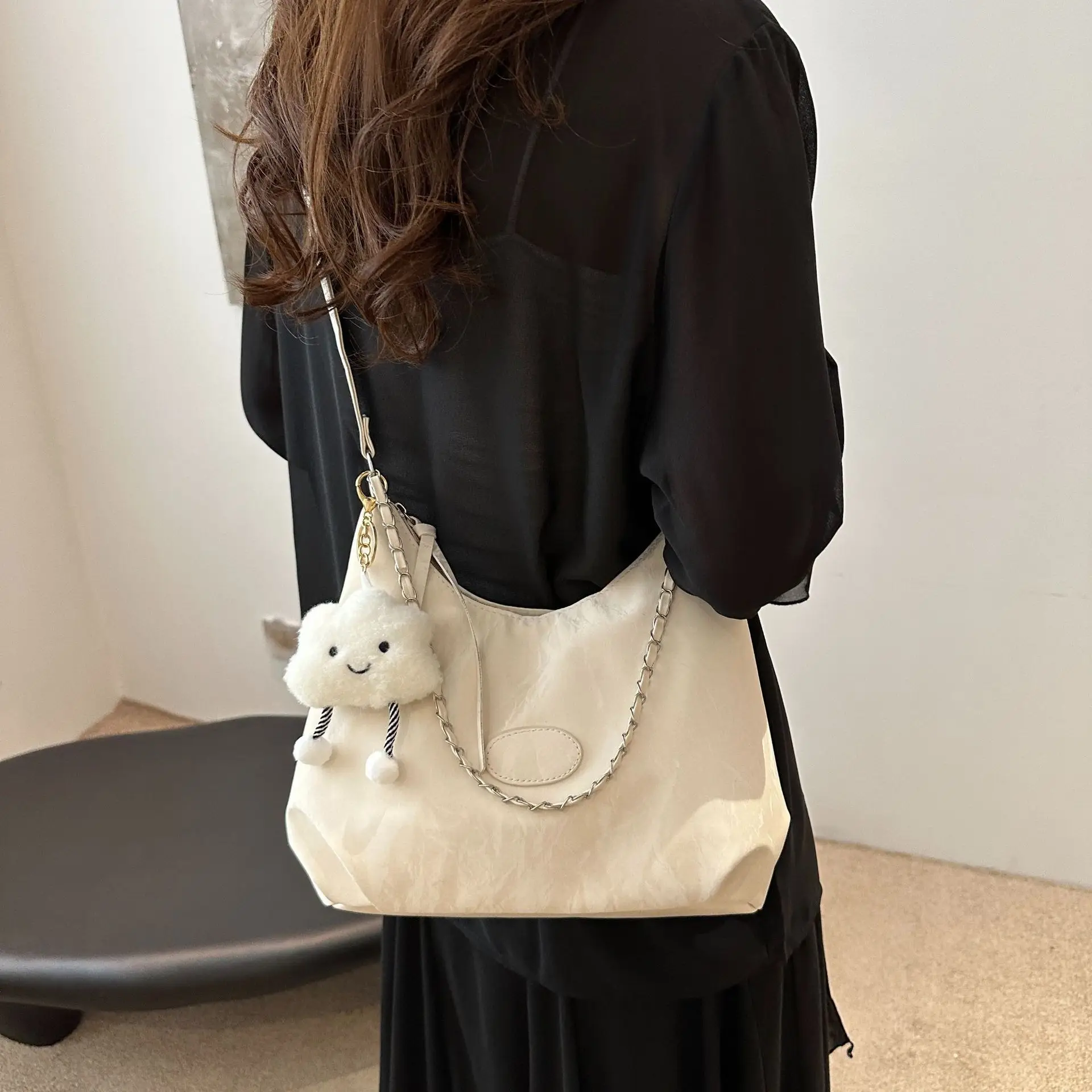 Pink Crossbody Bag for Women with Chain Strap - Image 7
