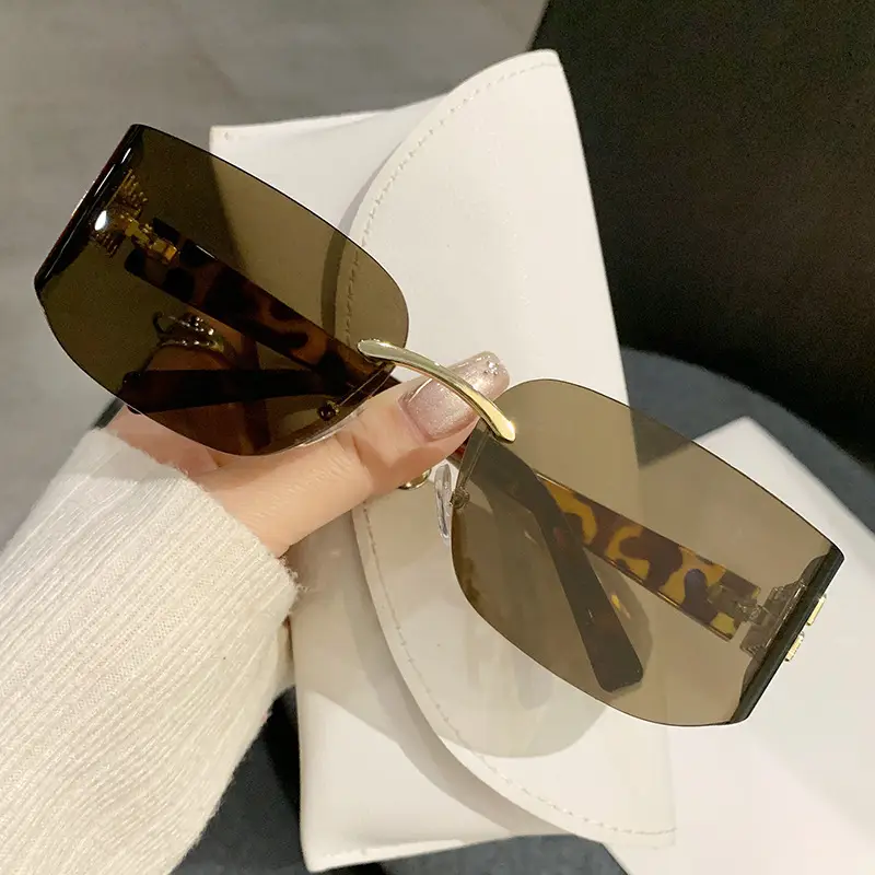 Miaojia Y2K Curved Sunglasses Green Transparent Square Frame