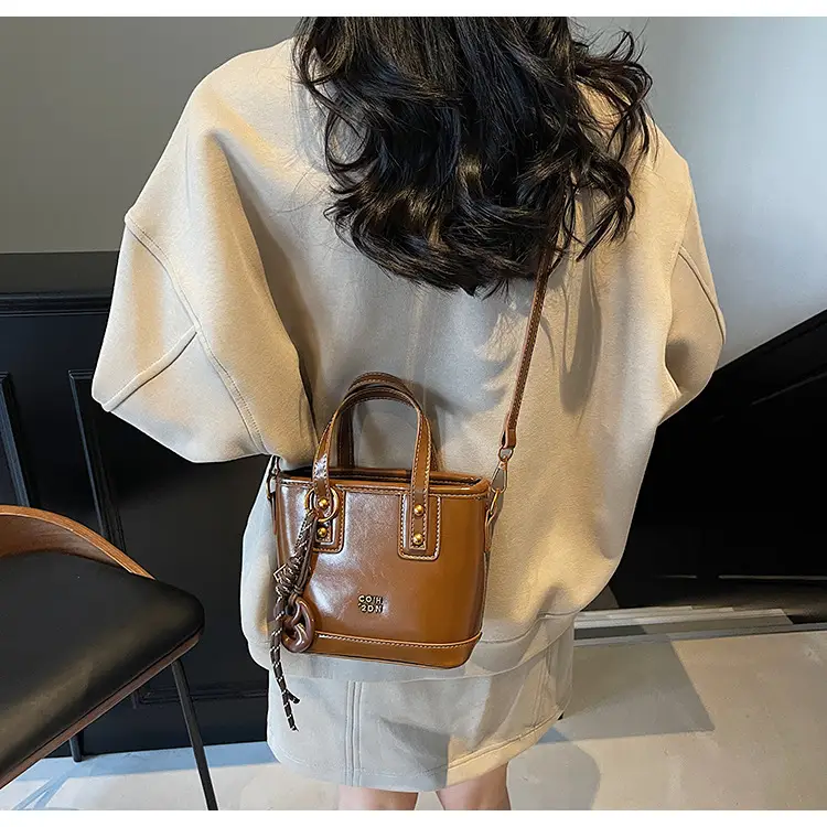 Korean Style Brown Leather Shoulder Crossbody Bag Women 2024 — feature 20