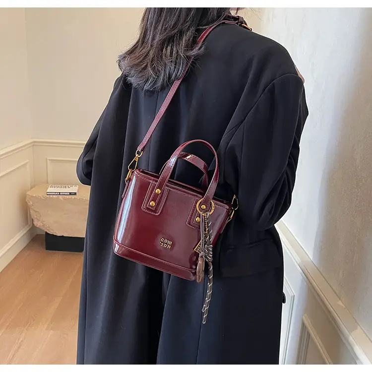 Korean Style Brown Leather Shoulder Crossbody Bag Women 2024 — feature 30