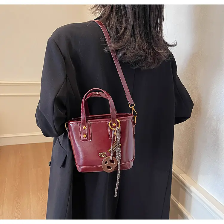 Korean Style Brown Leather Shoulder Crossbody Bag Women 2024 — feature 31