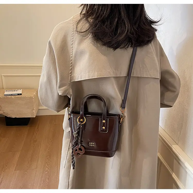Korean Style Brown Leather Shoulder Crossbody Bag Women 2024 — feature 33