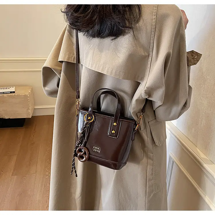 Korean Style Brown Leather Shoulder Crossbody Bag Women 2024 — feature 38