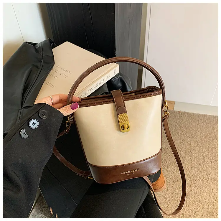 Black Leather Bucket Bag for Women 2024 Winter Shoulder Messenger — feature 29