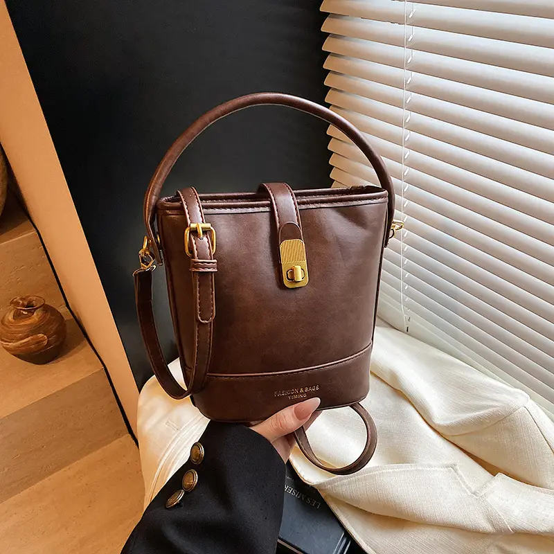 Black Leather Bucket Bag for Women 2024 Winter Shoulder Messenger - Image 2