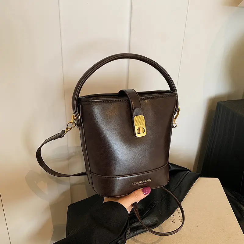Black Leather Bucket Bag for Women 2024 Winter Shoulder Messenger - Image 3
