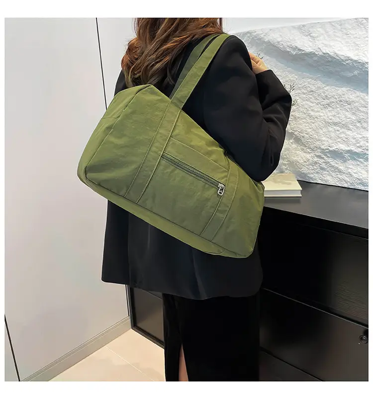 2026 Green Nylon Travel Shoulder Bag Large Capacity — feature 20