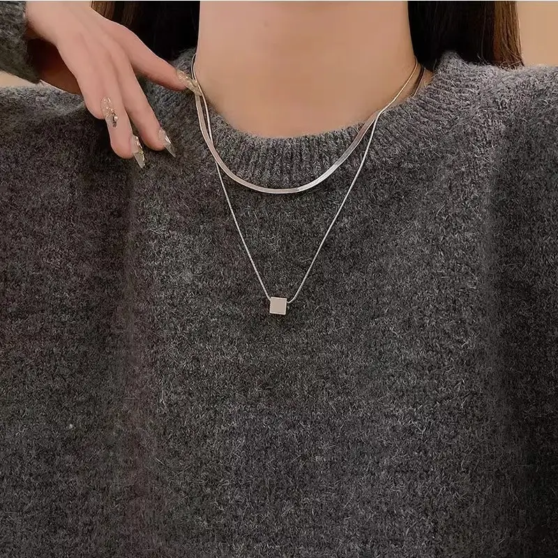 Women's Titanium Geometric Necklace Double Layer Light Luxury - Image 3