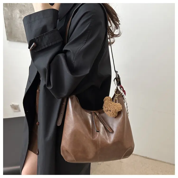 Women's Black Leather Shoulder Crossbody Bag 2024 — feature 10