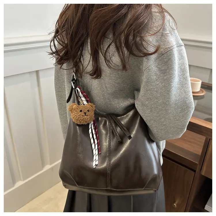 Women's Black Leather Shoulder Crossbody Bag 2024 — feature 13
