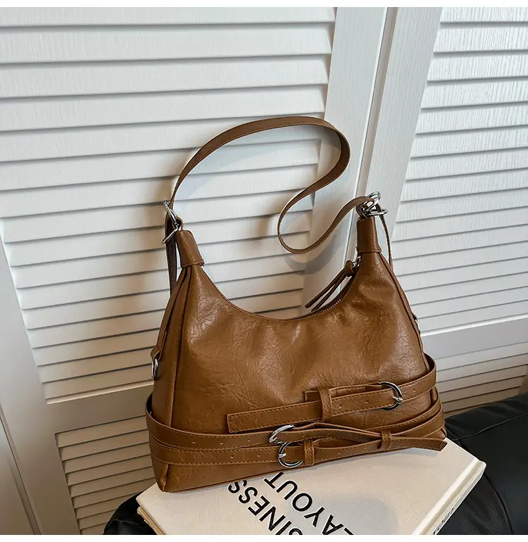 Black Leather Motorcycle Shoulder Bag for Women 2024 — feature 19