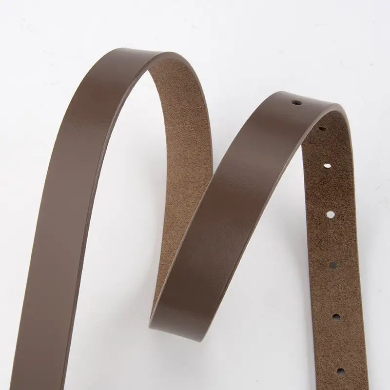 Green Leather Belt with Gold L Buckle for Women - Image 25