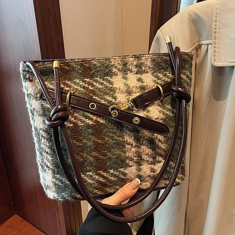 Buffalo Women's Bag 2024 New Arrival Retro Textile Crossbody - Image 5