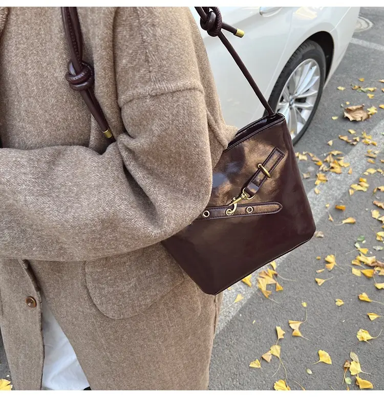 Buffalo Women's Bag 2024 New Arrival Retro Textile Crossbody — feature 10