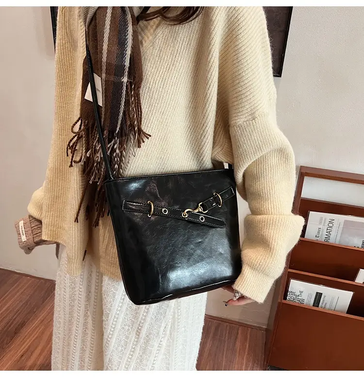Buffalo Women's Bag 2024 New Arrival Retro Textile Crossbody — feature 21