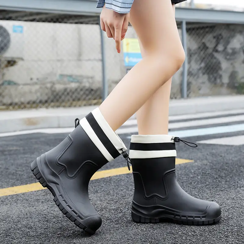 Women's Mid-barrel Rain Boots Fashionable Waterproof Anti-slip Rubber Shoes Good-looking Rain Boots Women's Adult Four Seasons Water Shoes Water Boots - Image 17