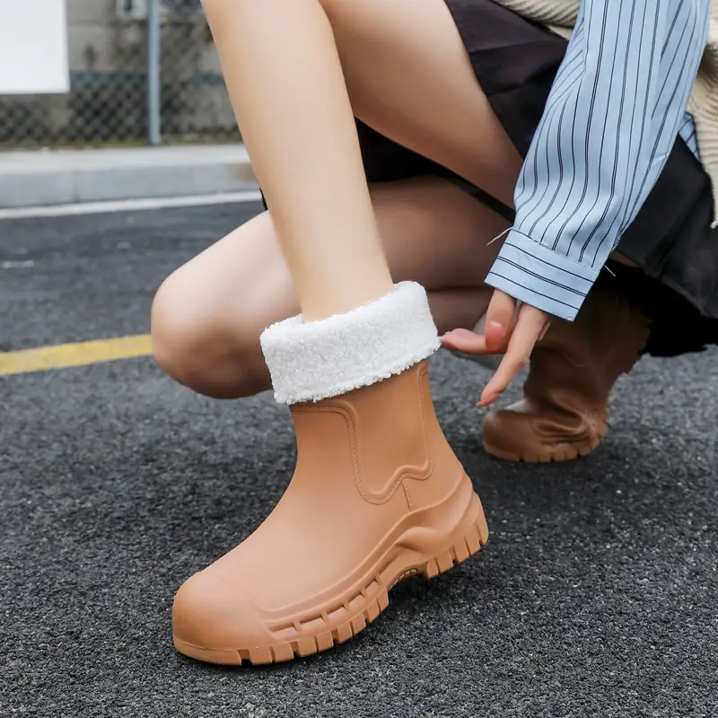 Women's Mid-barrel Rain Boots Fashionable Waterproof Anti-slip Rubber Shoes Good-looking Rain Boots Women's Adult Four Seasons Water Shoes Water Boots - Image 18