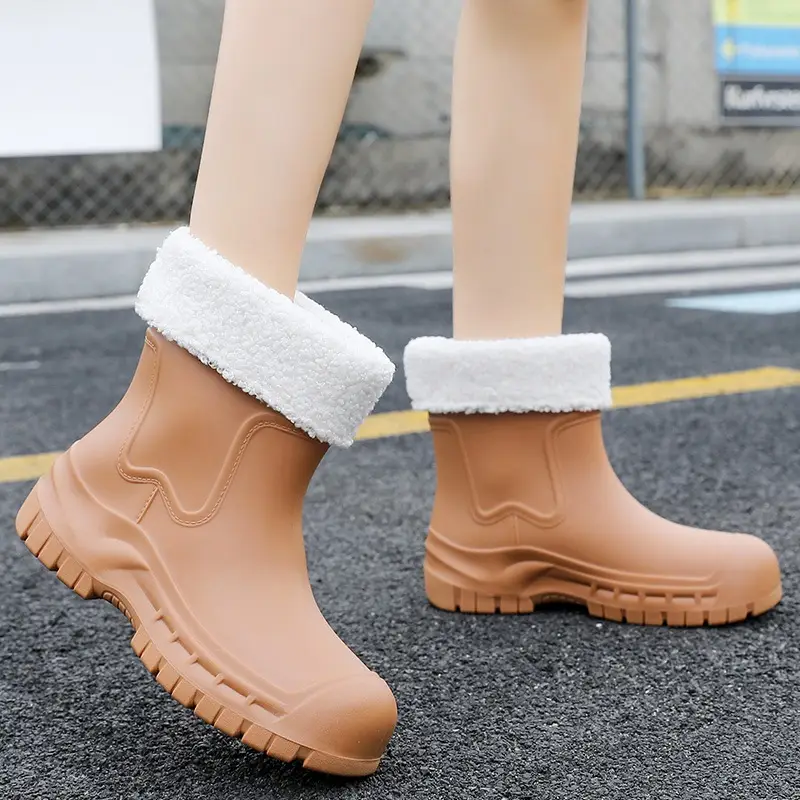 Women's Mid-barrel Rain Boots Fashionable Waterproof Anti-slip Rubber Shoes Good-looking Rain Boots Women's Adult Four Seasons Water Shoes Water Boots - Image 10