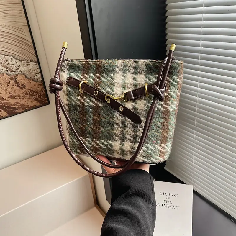 Women's Crossbody Bag Brown Retro Textured 2024 - Image 5