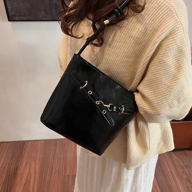 Women's Crossbody Bag Brown Retro Textured 2024 - Image 7