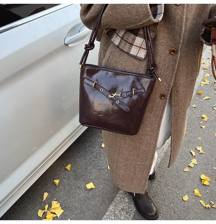 Women's Crossbody Bag Brown Retro Textured 2024 — feature 20