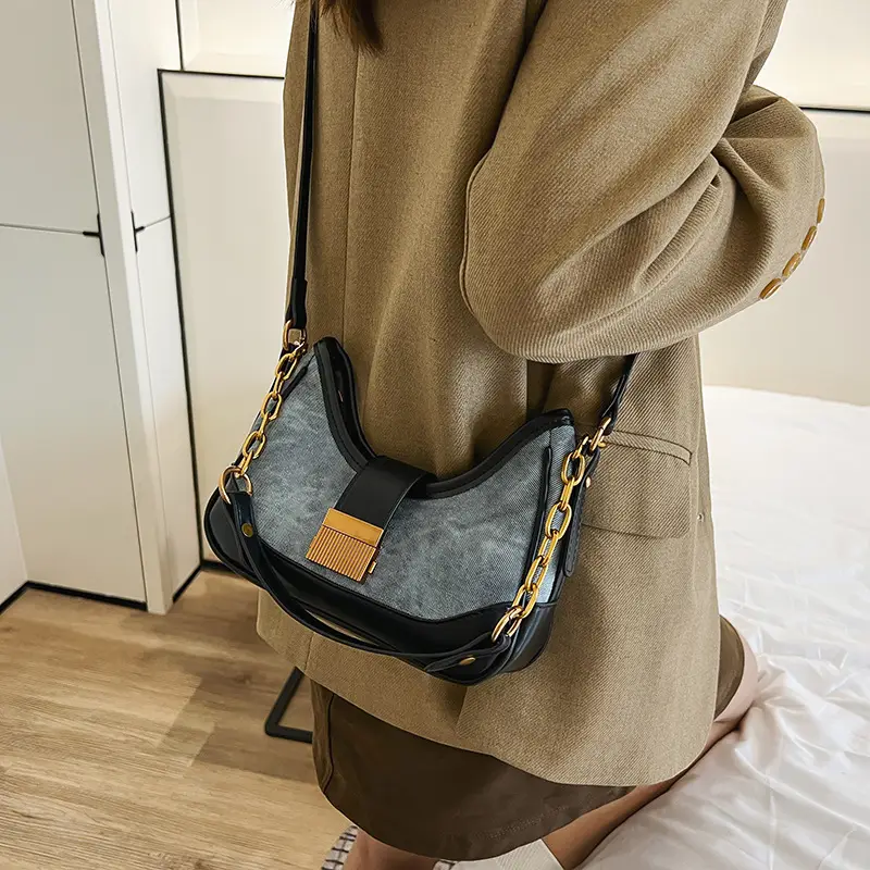 Crossbody Bag White Cream Chain Stitch Shoulder Bag — feature 23
