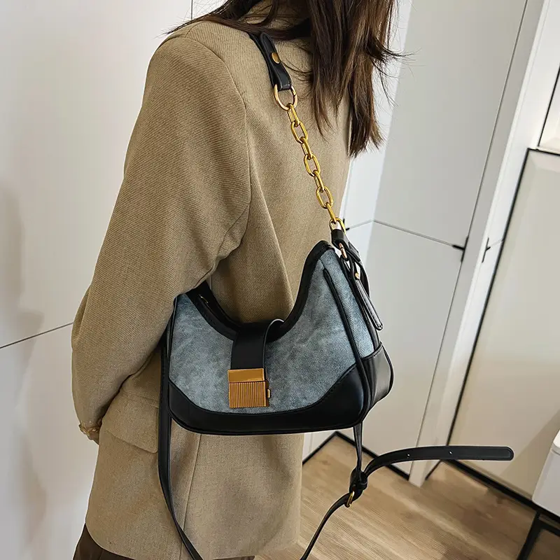 Crossbody Bag White Cream Chain Stitch Shoulder Bag — feature 25