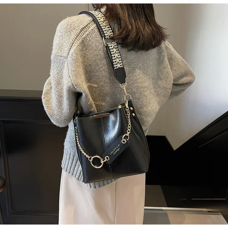 Korean Style Leather Satchel Bag for Women — feature 26