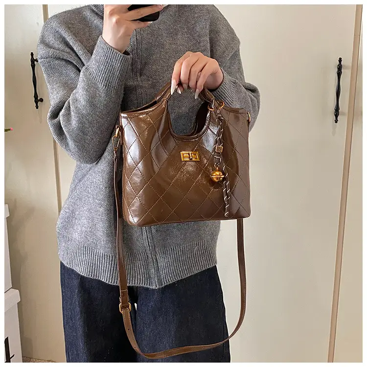 Vintage Brown Diamond Lattice Shoulder Bag for Women — feature 16