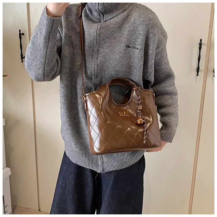 Vintage Brown Diamond Lattice Shoulder Bag for Women — feature 17