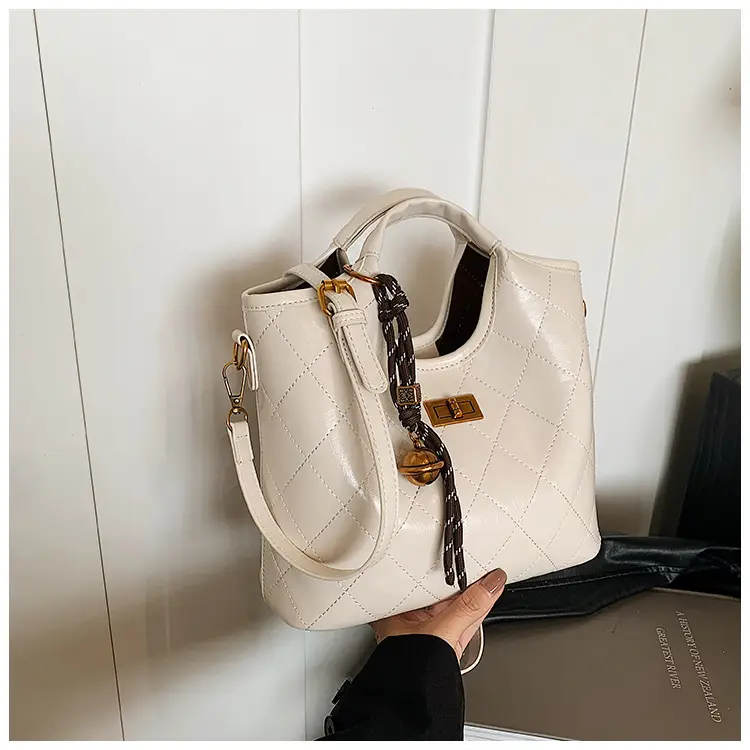 Vintage Brown Diamond Lattice Shoulder Bag for Women — feature 22