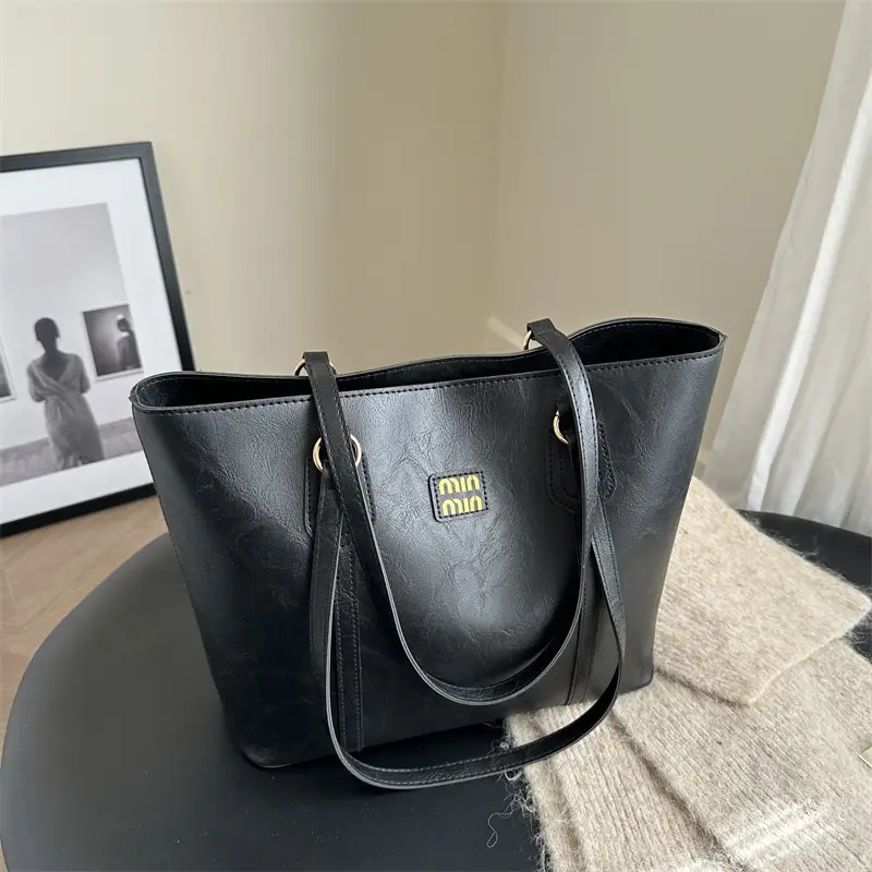 Women's Black Leather Tote Bag with Shoulder Strap - Image 5