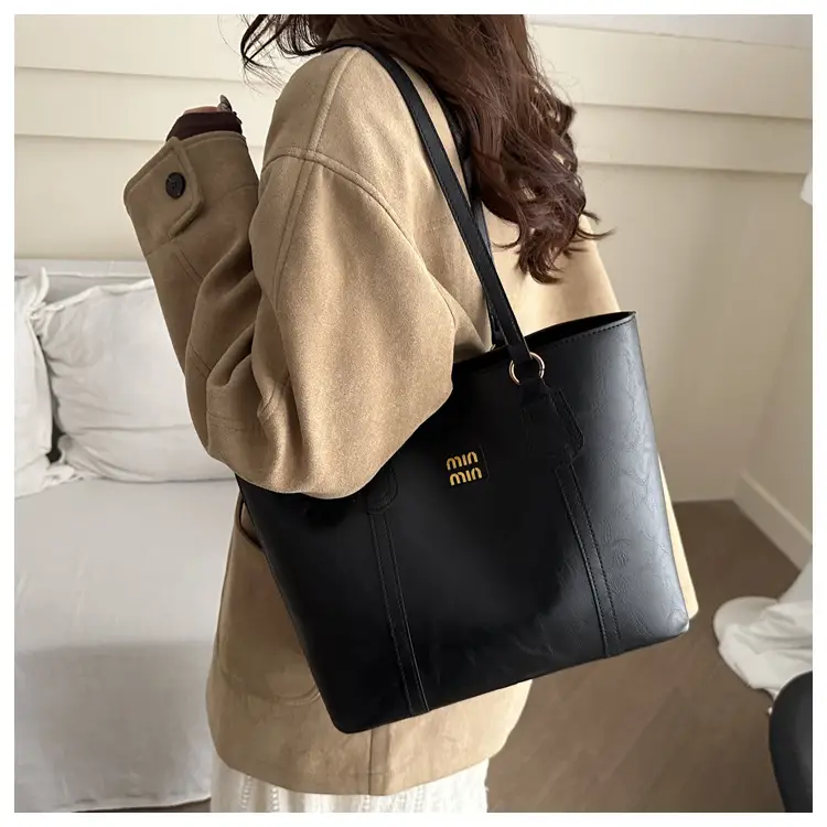 Women's Black Leather Tote Bag with Shoulder Strap — feature 9