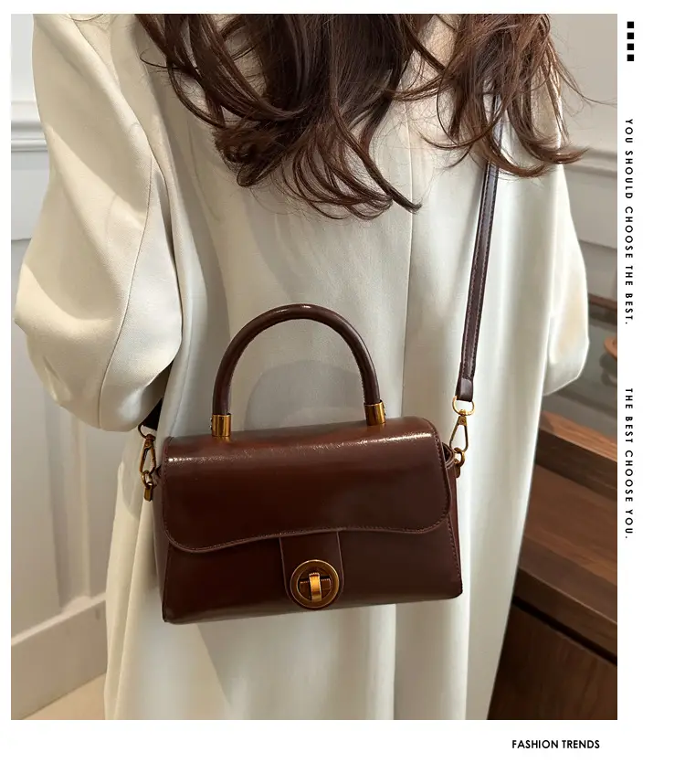 Women's Red Leather Shoulder Bag 2024 New Style — feature 1
