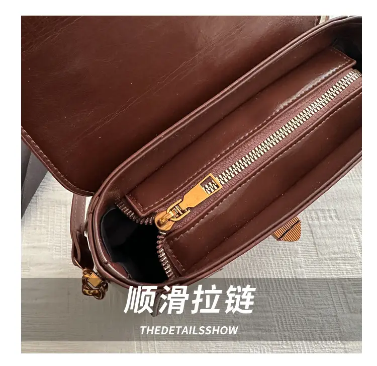 Women's Red Leather Shoulder Bag 2024 New Style — feature 6
