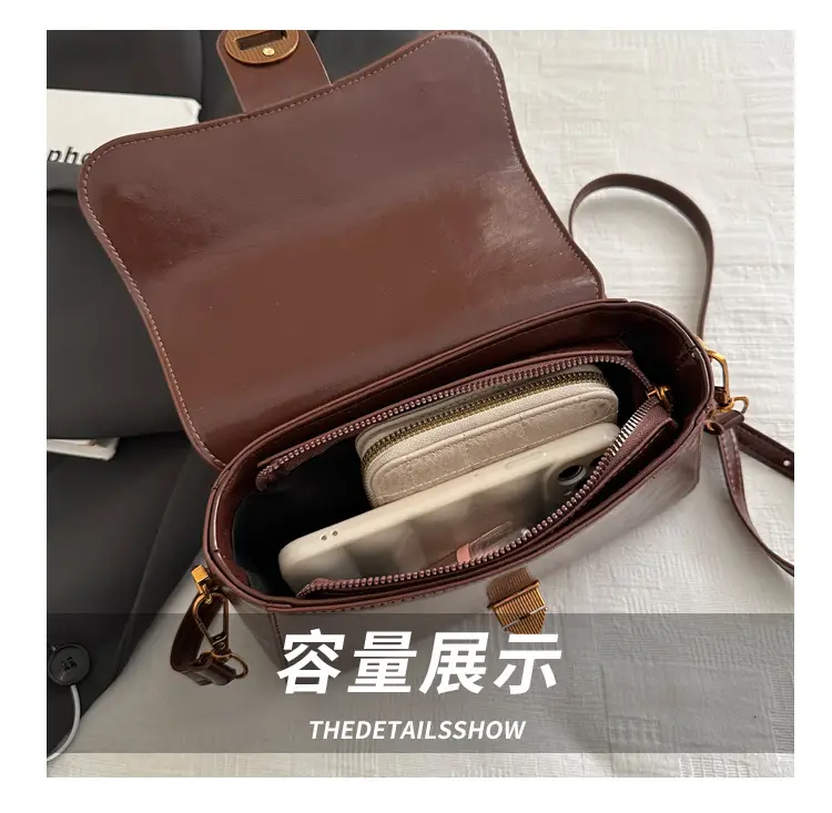 Women's Red Leather Shoulder Bag 2024 New Style — feature 7