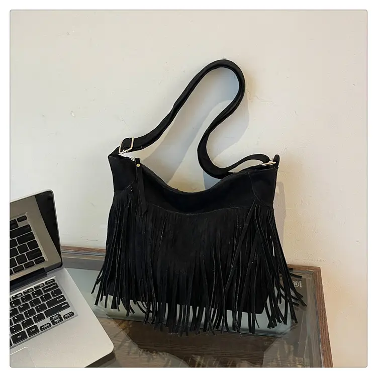 Large Cap Tassel Bag Deerskin Velvet One Shoulder — feature 32