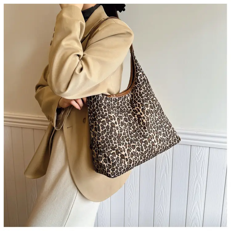 Women Leopard Print Shoulder Tote Bag 2024 Winter — feature 17