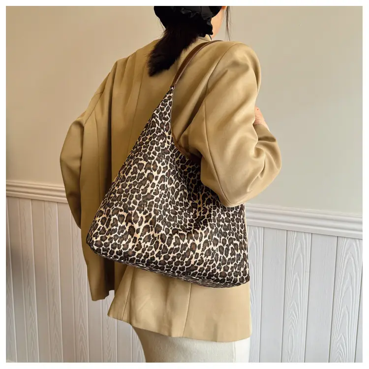 Women Leopard Print Shoulder Tote Bag 2024 Winter — feature 19