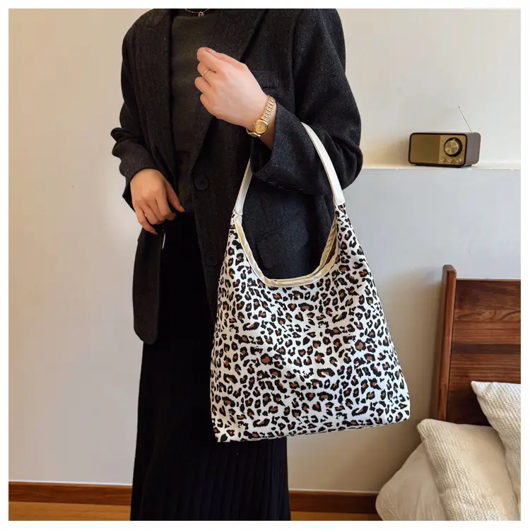 Women Leopard Print Shoulder Tote Bag 2024 Winter — feature 9