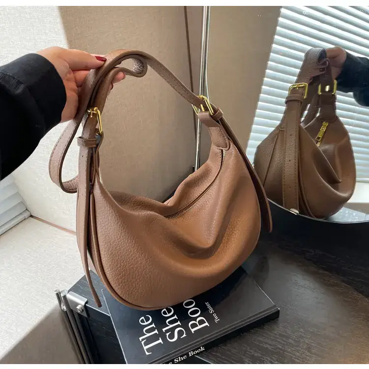 Women's Brown Retro Shoulder Crossbody Bag 2024 — feature 13