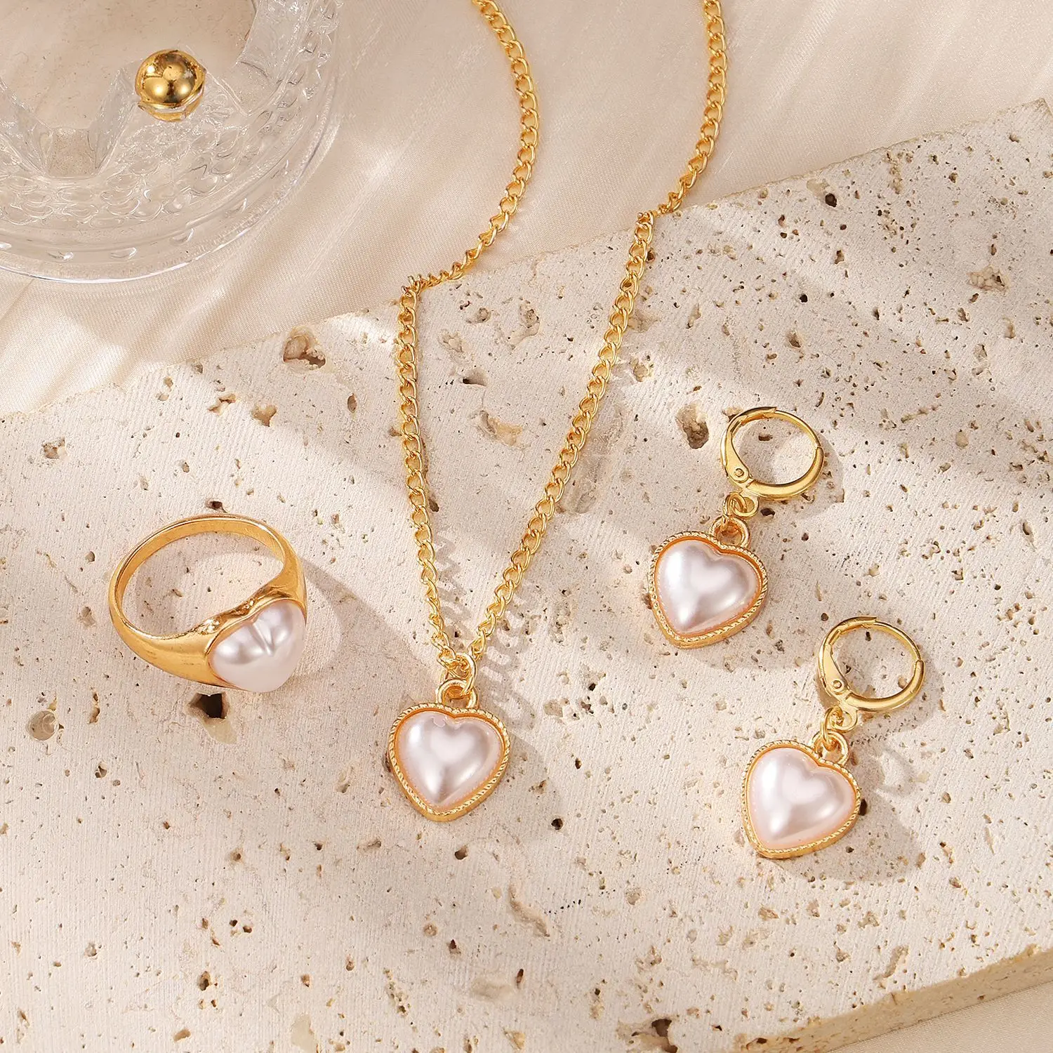 Gold Pearl Diamond Necklace Set for Women — feature 13
