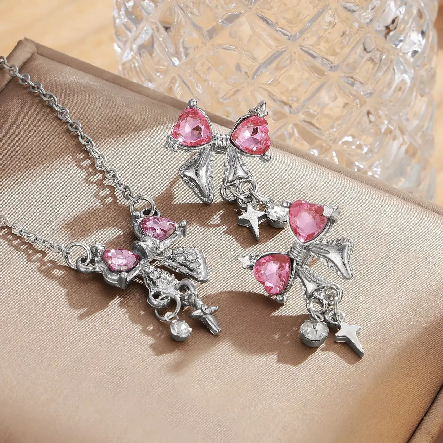 Gold Pearl Diamond Necklace Set for Women