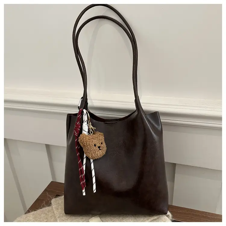 Black Leather Shoulder Bag for Women 2024 Winter — feature 23
